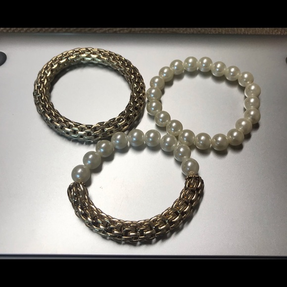 Bracelets - Picture 2 of 2